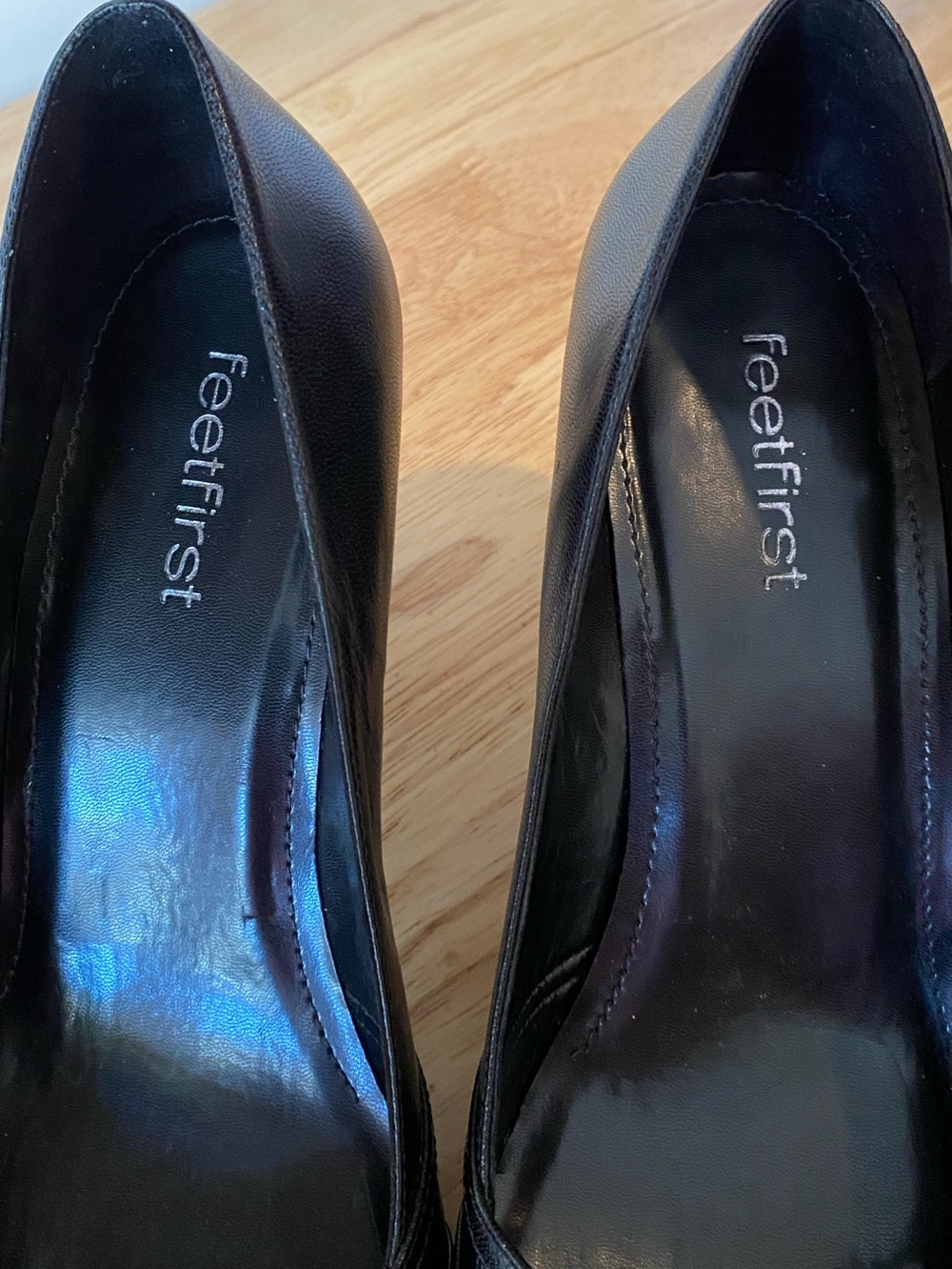 NWOT Feetfirst Vintage Y2K Black Pointy Toe Heels Genuine Leather Size 40 9 - Picture 3 of 6